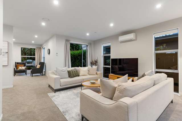6 Tuatini Place Long Bay_1