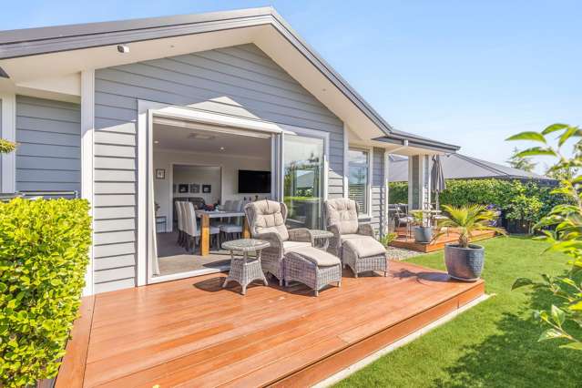 Beautiful Home - Extras Galore