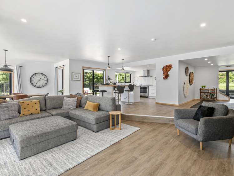 28 Melville Road Kaimai_5