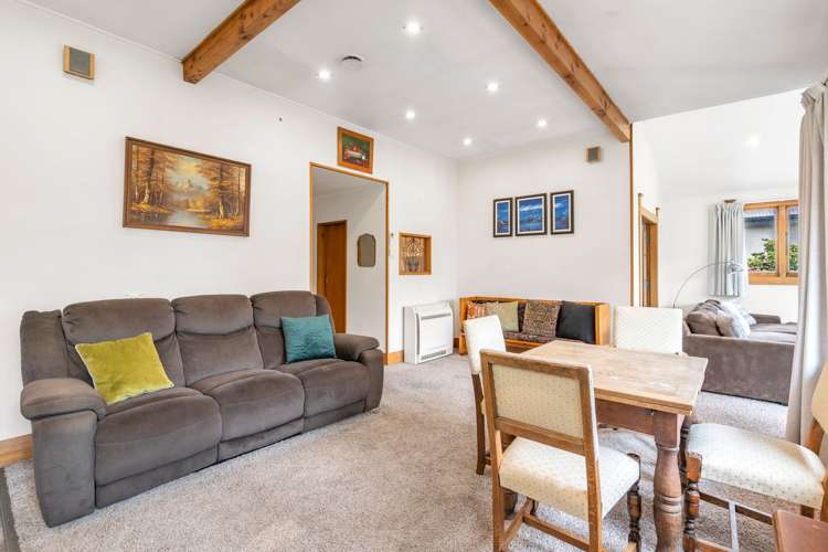 54 Earnslaw Street Avenal_5