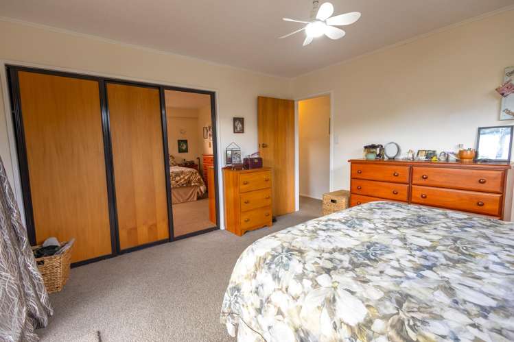 2277 Lake Road Frasertown_18
