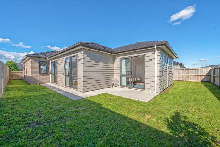 8 Hihi Avenue Takanini_11