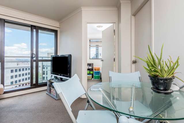 1007/96 Symonds Street Grafton_2