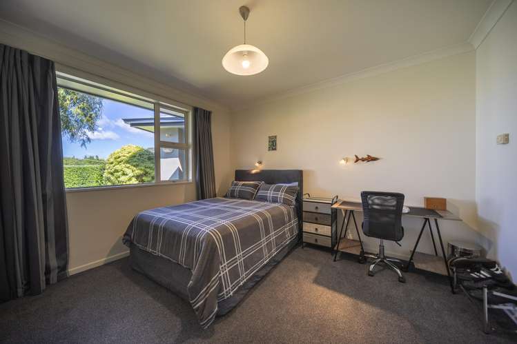 120 Aparima Drive Te Anau_21