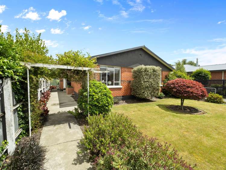 152 Kermode Street Ashburton_24