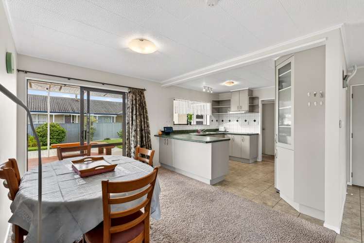 165 Tait Drive Greenmeadows_6