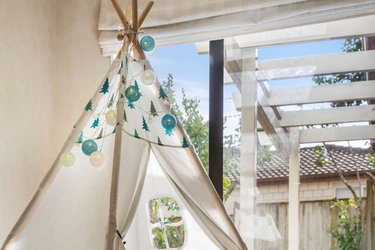 133 Cyril French Drive Flat Bush_20