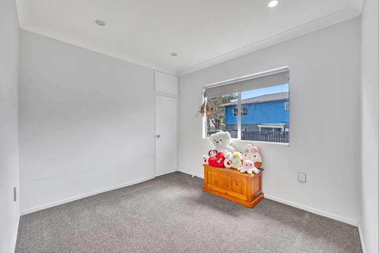 7 Trevor Hosken Drive Wiri_15