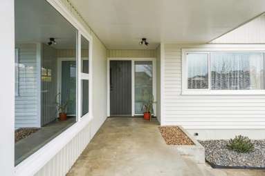 6 Patete Place_2