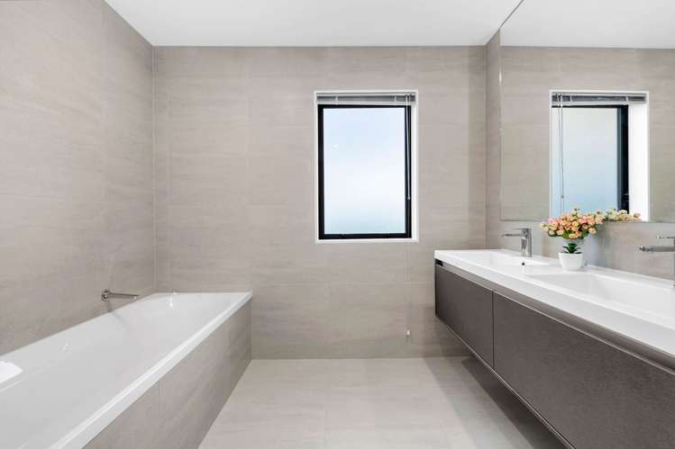 58 Whimbrel Road Flat Bush_13