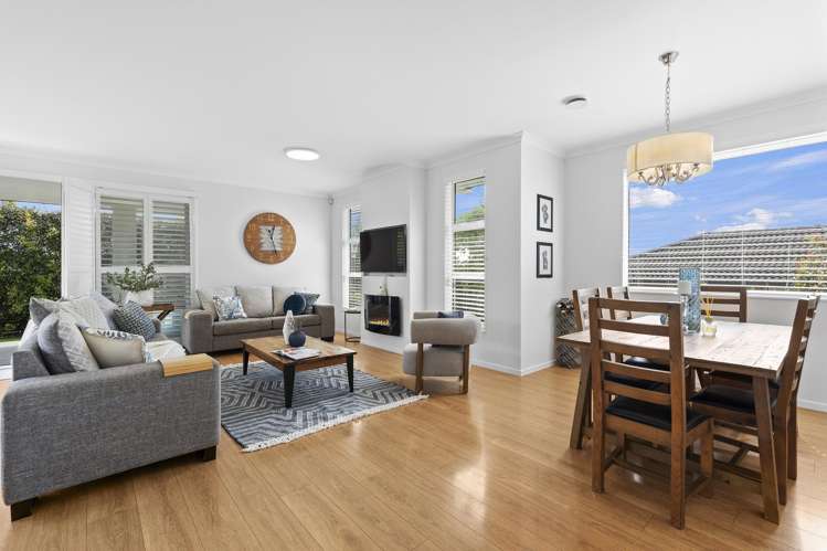 10 Bloomfield rise Stanmore Bay_5