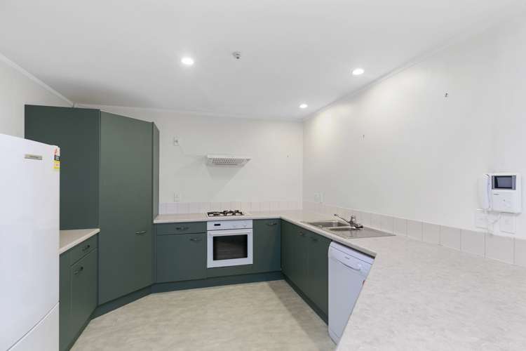 13/8 Girton Terrace Mount Cook_6