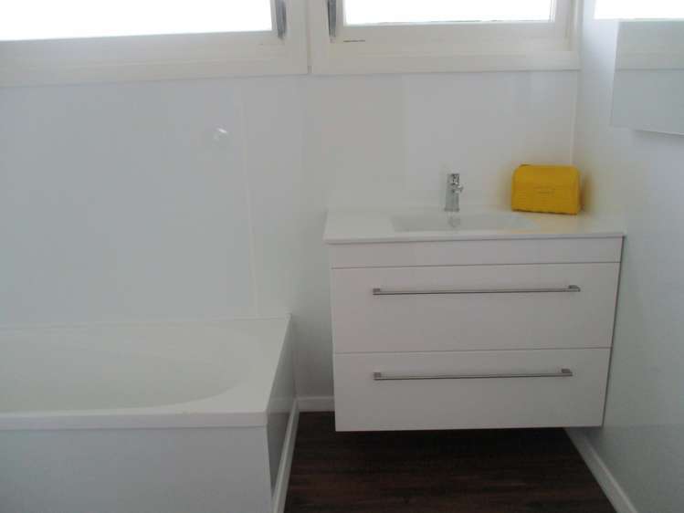 49 Frances Street Balclutha_11