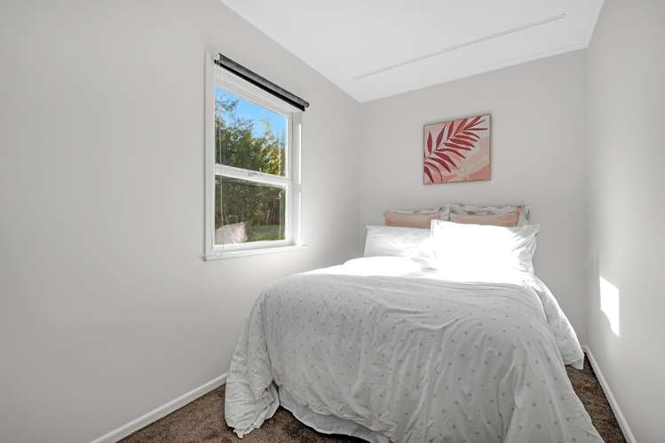 1/60a View Road Henderson_11