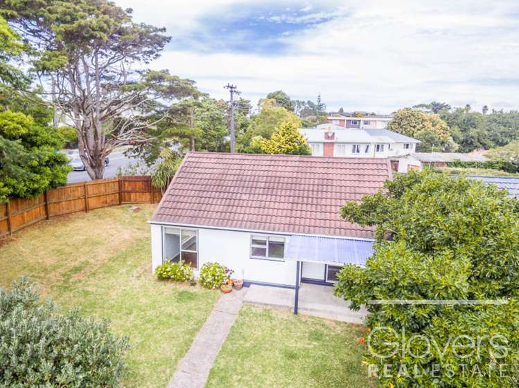 1/106 West Coast Road Glen Eden_8