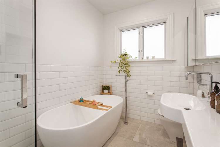 48 Roosevelt Avenue Saint Albans_8