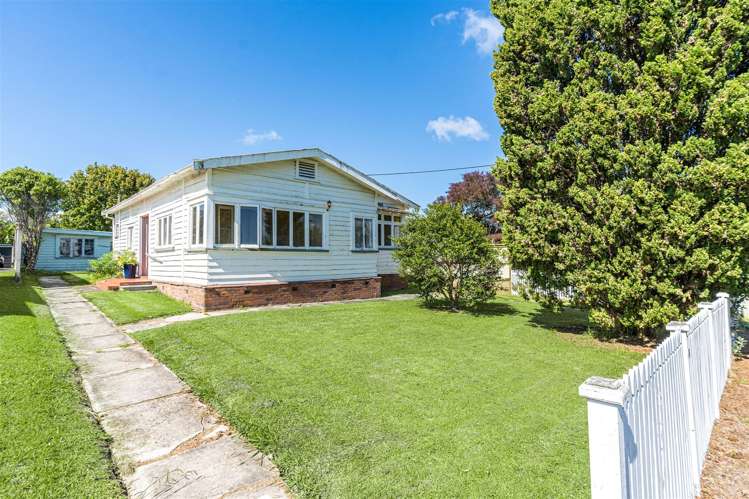 61 Aramoana Avenue Devonport_15