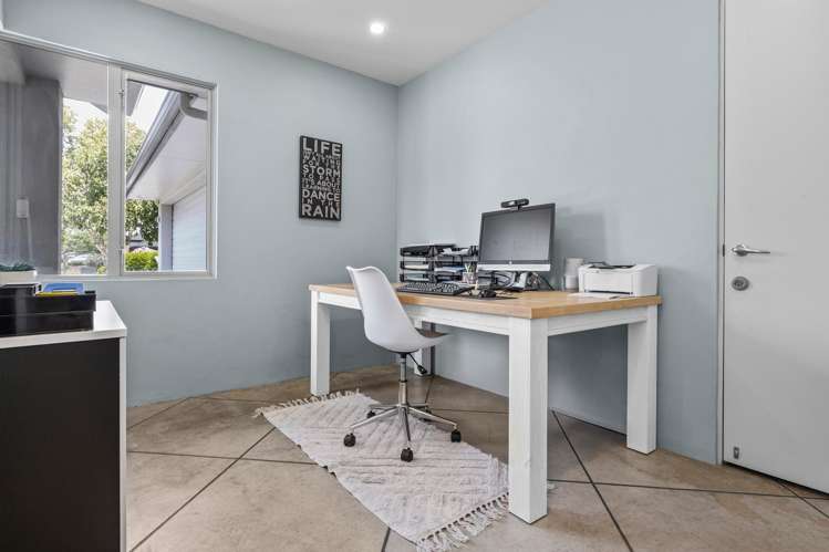 18 St James Drive Huntington_12