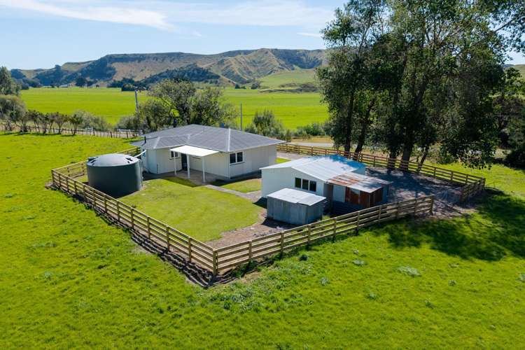 194 River Road Kumeroa_11