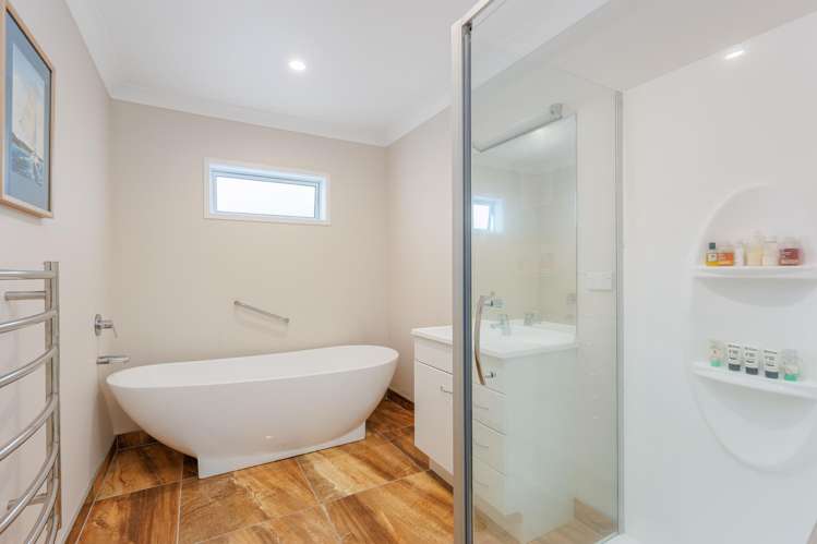 10 Bella Vista Drive Gulf Harbour_13