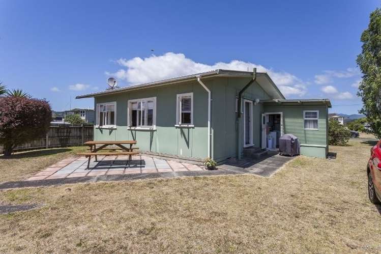 204 Leander Road Whangamata_5