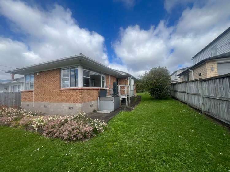 21 Woodford Avenue Henderson_1