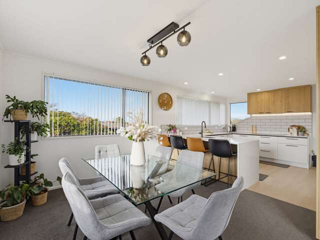2 Regency Crescent Redwood_2