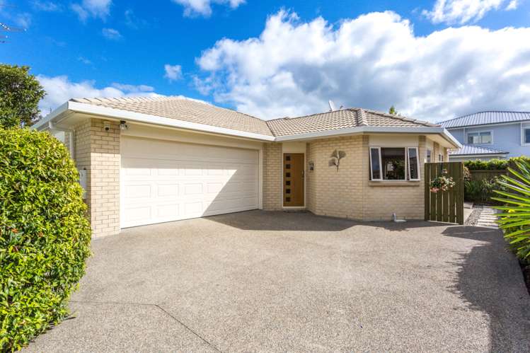 32a Forest Glen Orewa_18
