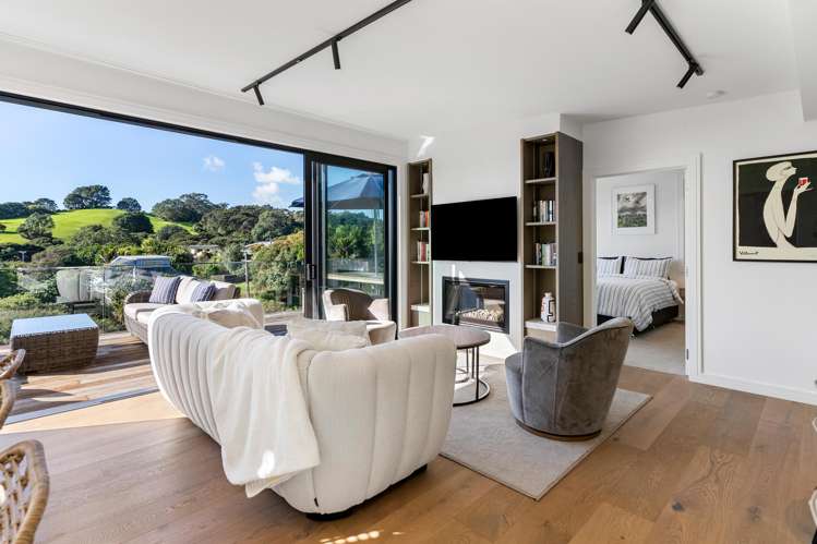 12 Victoria Road North Onetangi_3