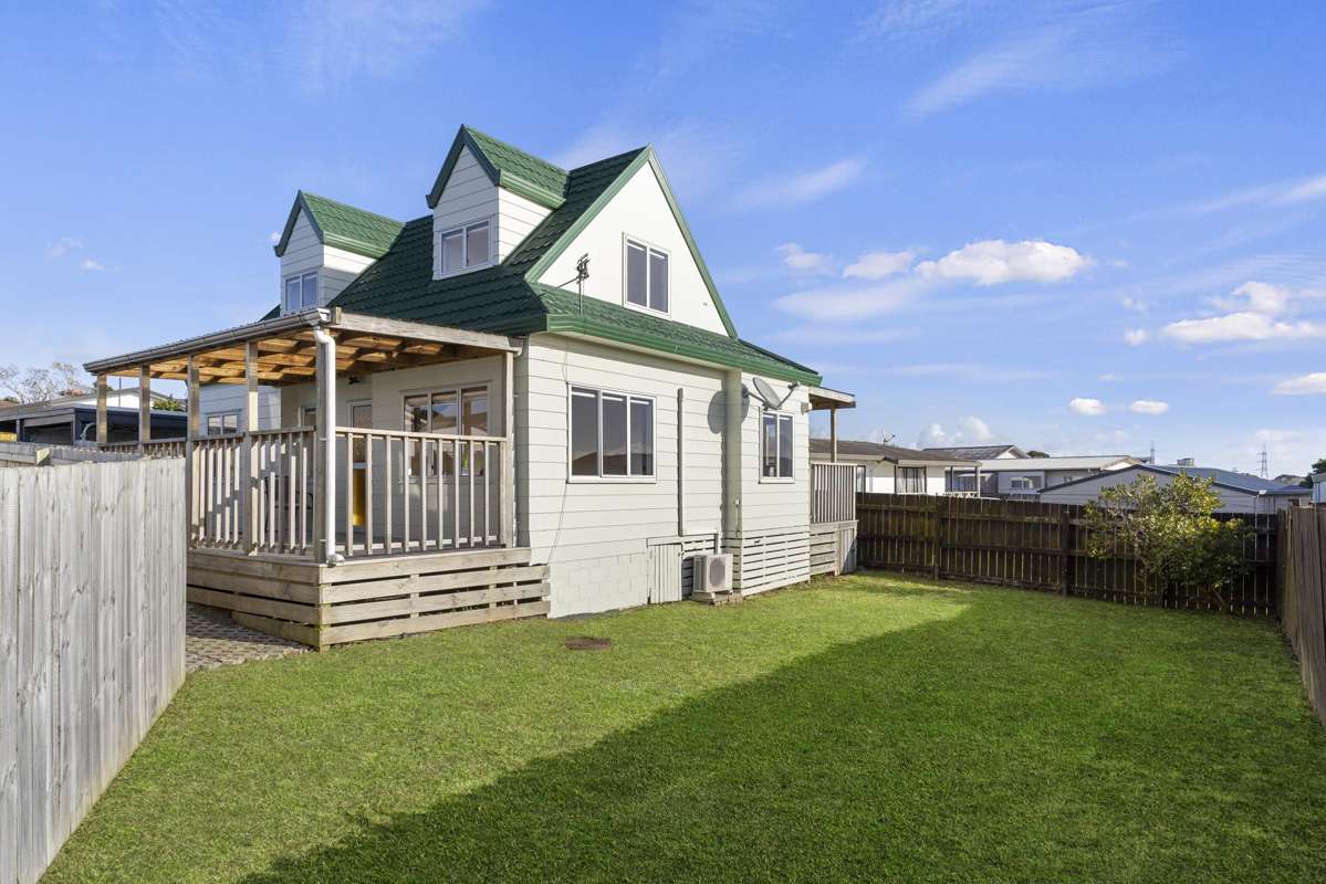 2/13 Greenstone Place_0