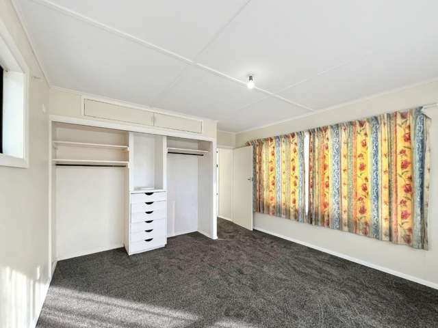 27 Wainuiomata Road Wainuiomata_4