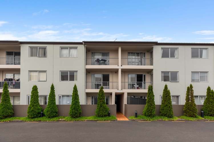 84b Michael Jones Drive Flat Bush_14