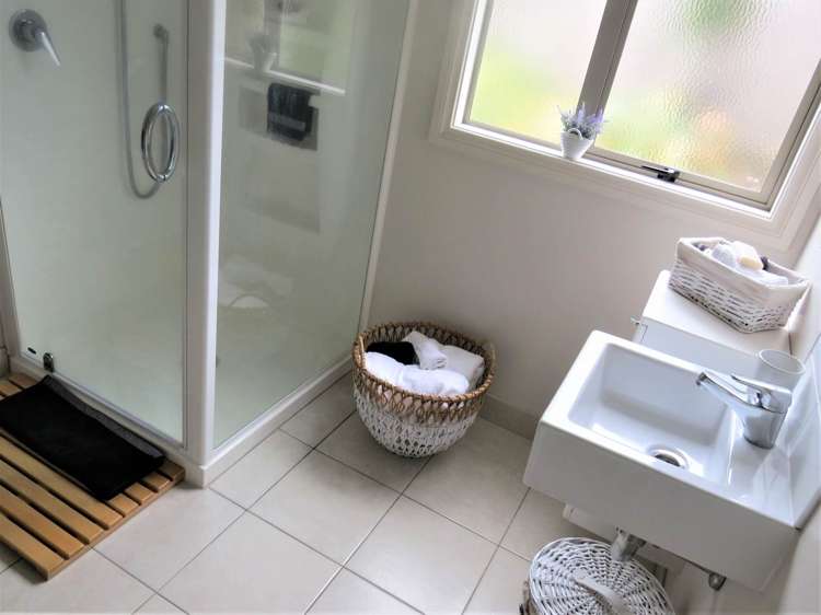 1/11 Kowhai Road Mairangi Bay_43