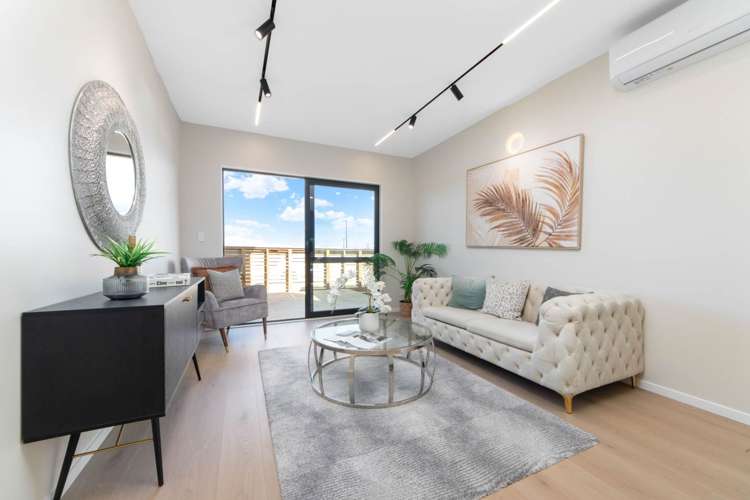 16 Greenbrier Street Westgate_12