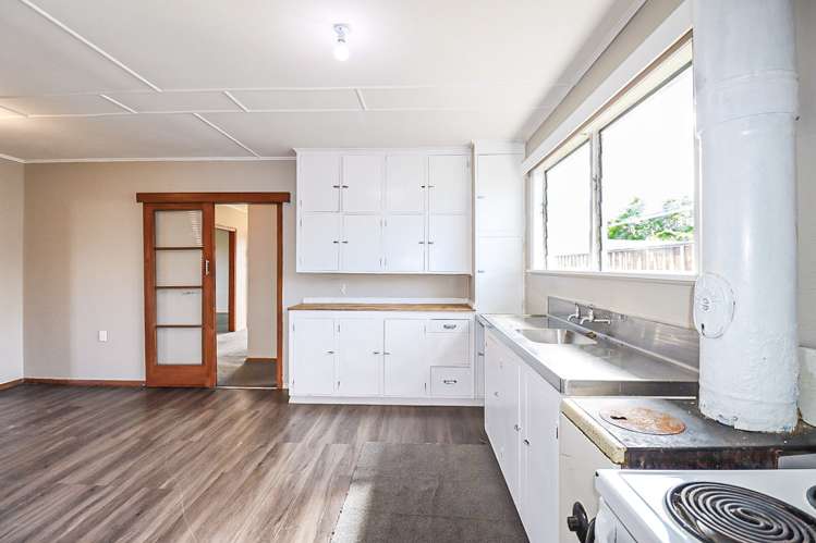 23 Christian Street Dannevirke_6