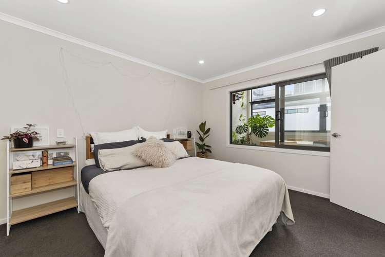 3/15 Cook Street Hamilton East_5