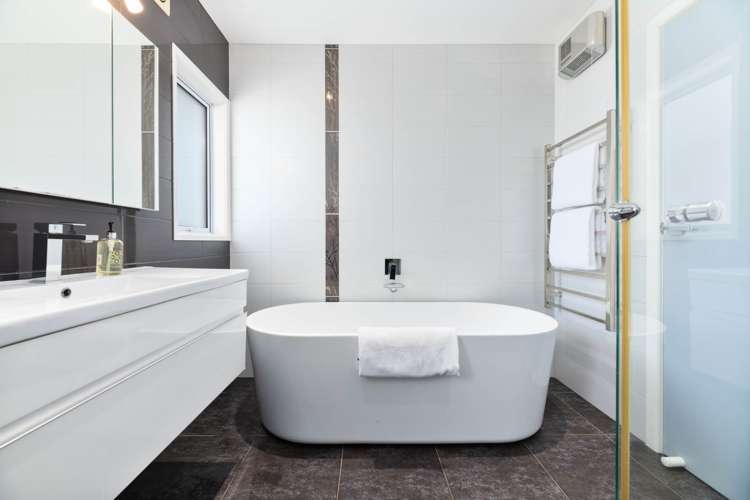 8 Salem Place Torbay_13