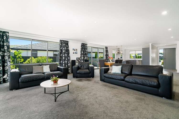 3 Magnetic Place Cromwell_8