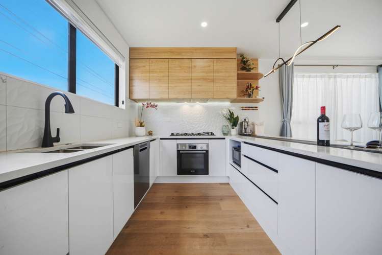 2 Lyford Crescent Sunnynook_6