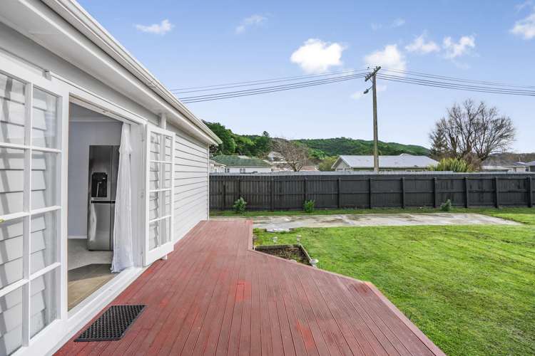 98 Wellington Road Wainuiomata_18