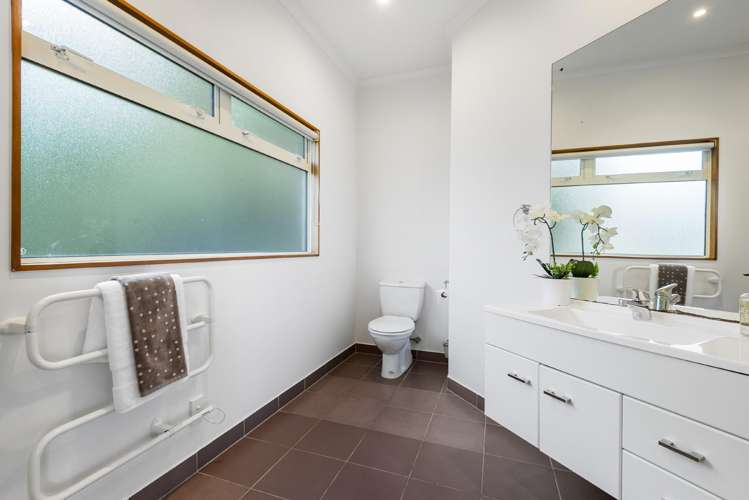 71 William Bayes Place Red Beach_25