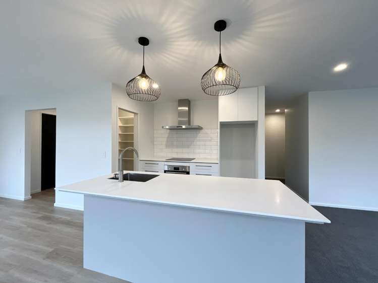 26 Accadia Drive 11103_2