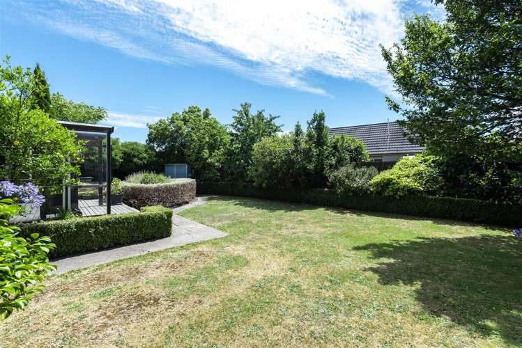 9 Woodstock Place Russley_21