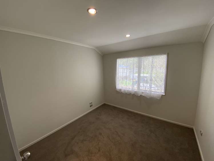 17c Tirimoana Road Te Atatu South_7