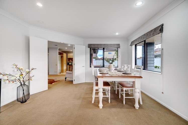 16 Turnberry Drive Wattle Downs_5