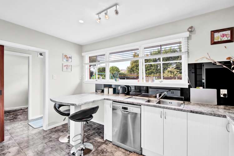 32 Hillcrest Place Avonhead_3