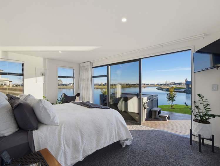 7 Waterton Point Huntingdon_17