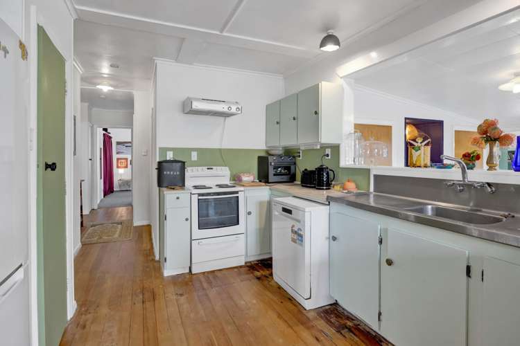 30 Leicester Street Patea_9