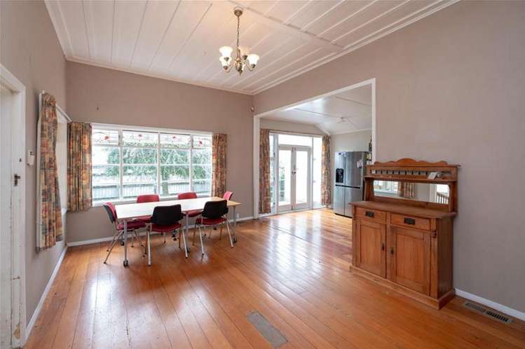 2 Miranda Street Stratford_1