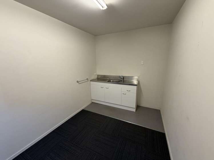 44 Portage road New Lynn_5